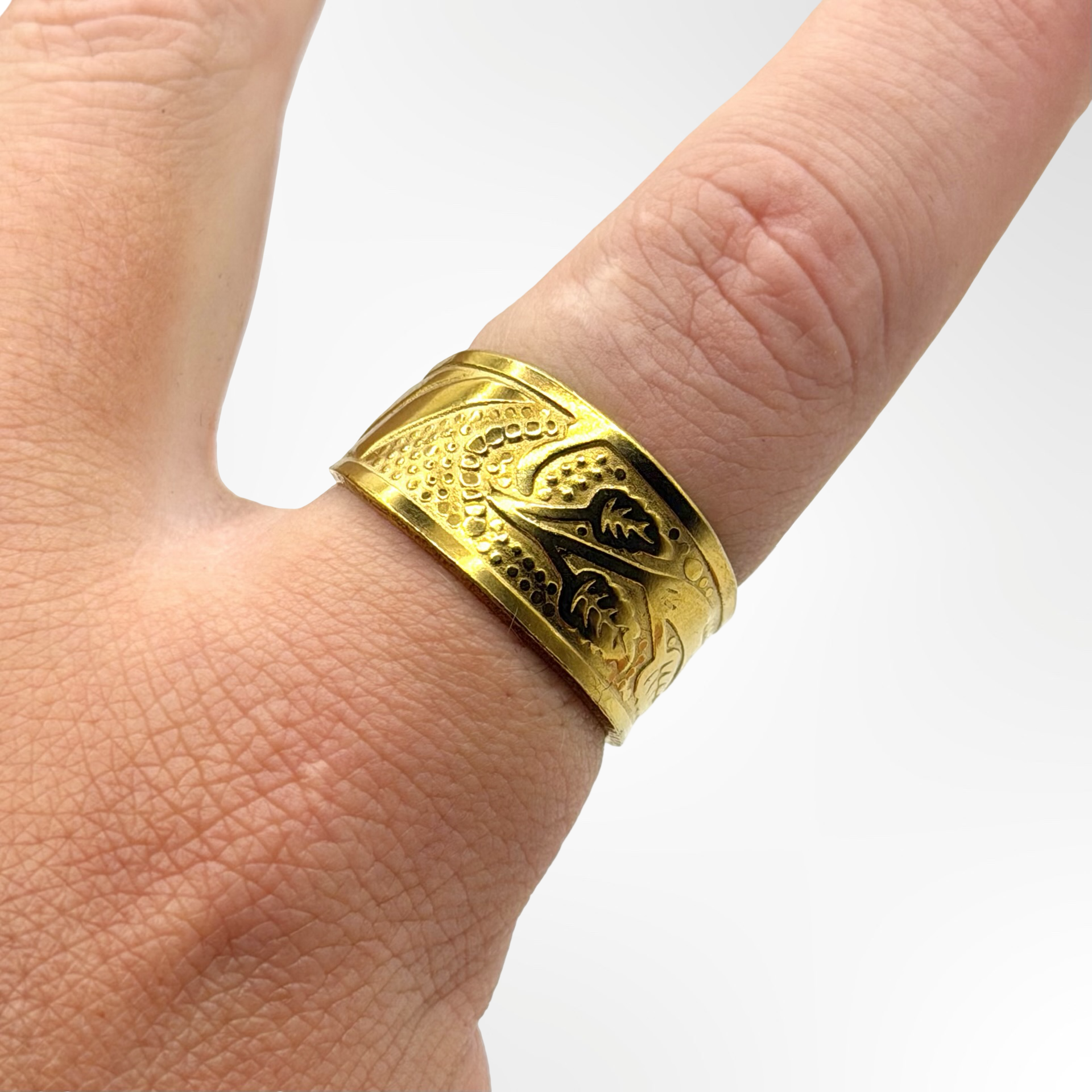Relic - Gold